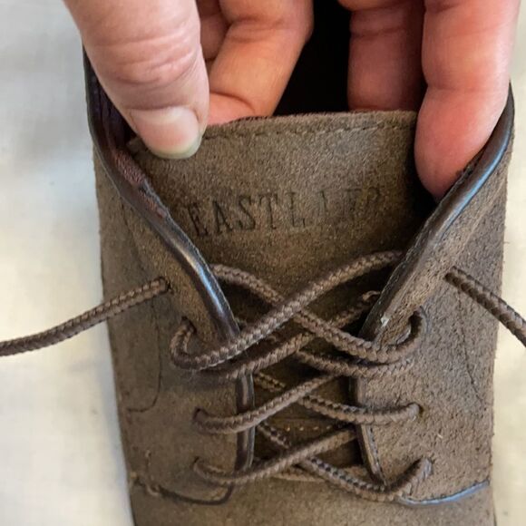 EASTLAND BROWN OILED SUEDE SHOES.  NEW - Picture 6 of 10